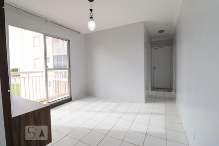 Sala de apartamento para alugar com 2 quartos, 56m² em Setor Goiânia 2, Goiânia