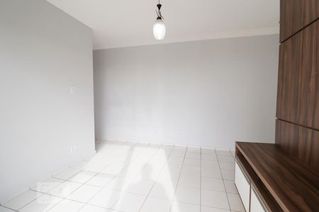 Sala de apartamento para alugar com 2 quartos, 56m² em Setor Goiânia 2, Goiânia