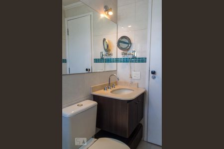 Apartamento para alugar com 88m², 3 quartos e 1 vaga Apartamento para alugar com 88m², 3 quartos e 1 vagaBanheiro da Suíte