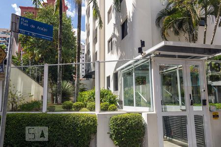 Apartamento para alugar com 88m², 3 quartos e 1 vaga Apartamento para alugar com 88m², 3 quartos e 1 vagaFachada