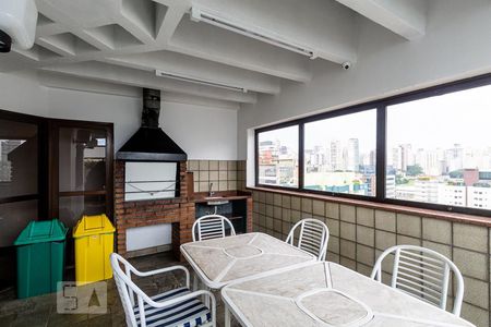 Apartamento para alugar com 50m², 2 quartos e 1 vagaÁrea comum - Churrasqueira