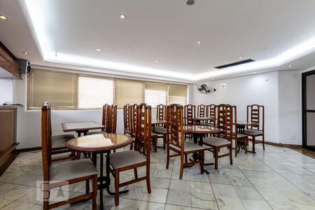 Apartamento para alugar com 50m², 2 quartos e 1 vagaÁrea comum - Piscina