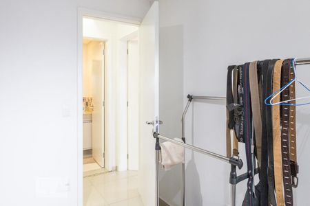 Apartamento para alugar com 78m², 2 quartos e 1 vaga Apartamento para alugar com 78m², 2 quartos e 1 vagaQuarto