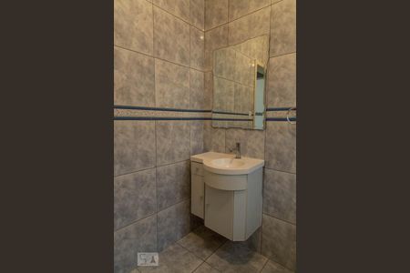 Casa para alugar com 150m², 2 quartos e 2 vagasBanheiro