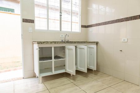 Casa para alugar com 150m², 2 quartos e 2 vagasCozinha