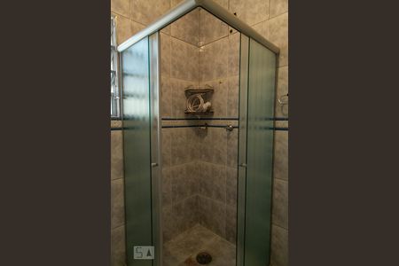 Casa para alugar com 150m², 2 quartos e 2 vagasBanheiro