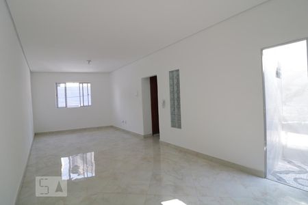 Apartamento à venda com 70m², 1 quarto e sem vagaSala/Quarto