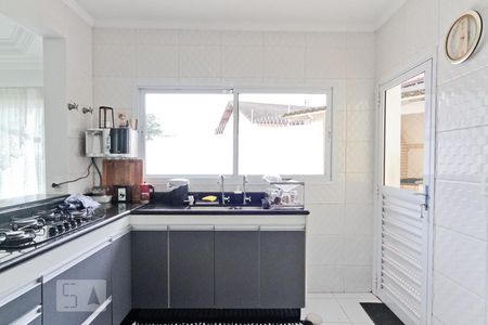 Casa à venda com 400m², 4 quartos e 3 vagasCozinha