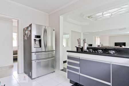 Casa à venda com 400m², 4 quartos e 3 vagasCozinha