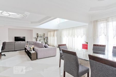 Sala de casa à venda com 4 quartos, 400m² em City América, São Paulo