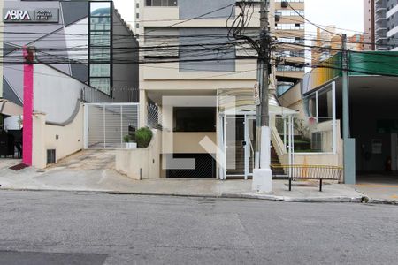 Apartamento para alugar com 60m², 2 quartos e 1 vaga Apartamento para alugar com 60m², 2 quartos e 1 vagaFachada
