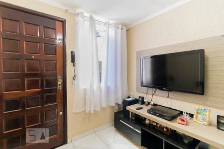 Sala de apartamento à venda com 2 quartos, 48m² em Conjunto Habitacional Teotonio Vilela, São Paulo