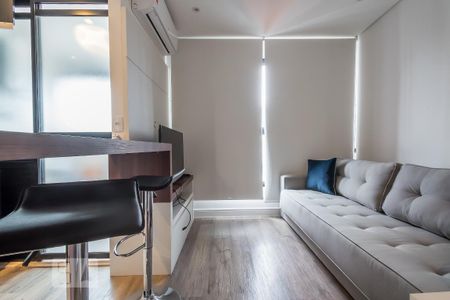 Sala de kitnet/studio para alugar com 1 quarto, 28m² em Cidade Monções, São Paulo