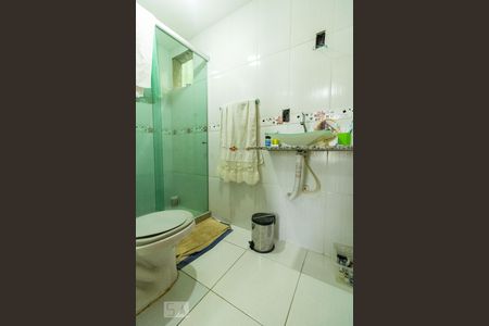 Casa à venda com 360m², 6 quartos e 4 vagasBanheiro