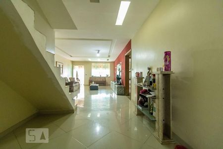 Detalhe da Sala de casa à venda com 6 quartos, 360m² em Irajá, Rio de Janeiro