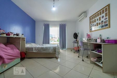 Casa à venda com 360m², 6 quartos e 4 vagasQuarto