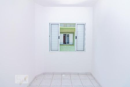 Quarto de casa para alugar com 2 quartos, 64m² em Vila Pereira Barreto, São Paulo