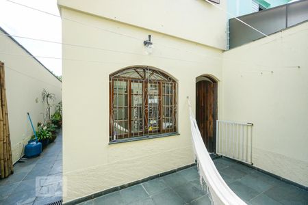 Casa à venda com 210m², 3 quartos e 4 vagasQuintal