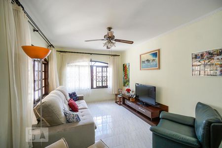 Sala de casa à venda com 3 quartos, 210m² em Vila Zelina, São Paulo