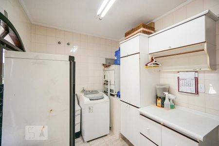 Casa à venda com 210m², 3 quartos e 4 vagasÁrea de serviço