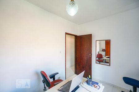 Casa à venda com 210m², 3 quartos e 4 vagasQuarto 02