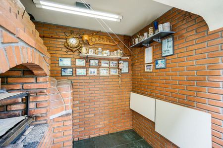 Casa à venda com 210m², 3 quartos e 4 vagasChurrasqueira