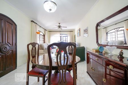 Sala de casa à venda com 3 quartos, 210m² em Vila Zelina, São Paulo