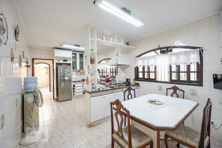 Casa à venda com 210m², 3 quartos e 4 vagasCozinha