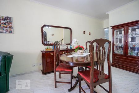 Sala de casa à venda com 3 quartos, 210m² em Vila Zelina, São Paulo