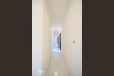 Casa à venda com 210m², 3 quartos e 4 vagasCorredor quartos