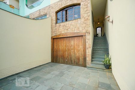 Casa à venda com 210m², 3 quartos e 4 vagasGaragem