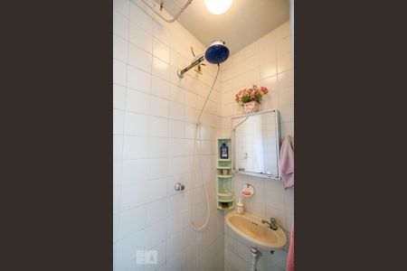 Casa à venda com 210m², 3 quartos e 4 vagasBanheiro de serviço