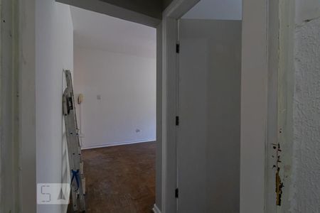 Corredor de apartamento para alugar com 1 quarto, 70m² em Ipiranga, São Paulo