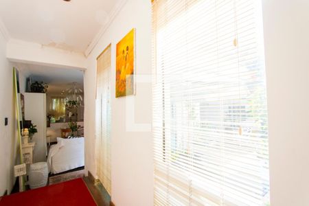 Casa à venda com 300m², 5 quartos e 3 vagasCorredor