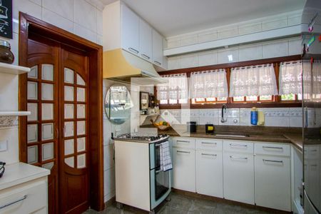 Casa à venda com 300m², 5 quartos e 3 vagasCozinha