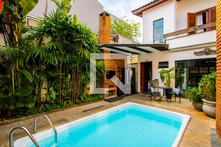 Casa à venda com 300m², 5 quartos e 3 vagasEspaço gourmet/Piscina