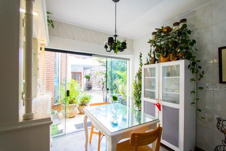 Casa à venda com 300m², 5 quartos e 3 vagasCopa