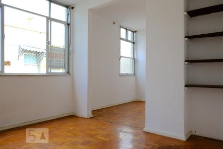 Sala de apartamento à venda com 3 quartos, 70m² em Freguesia (jacarepaguá), Rio de Janeiro
