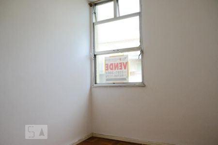 Apartamento à venda com 70m², 3 quartos e 2 vagasQuarto 2
