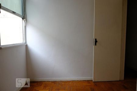 Apartamento à venda com 70m², 3 quartos e 2 vagasQuarto 3