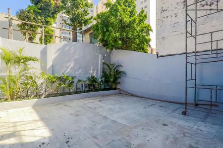 Apartamento para alugar com 70m², 2 quartos e sem vagaQuintal