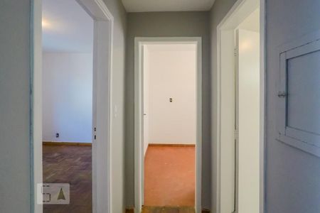 Corredor de apartamento para alugar com 2 quartos, 70m² em Ipiranga, São Paulo