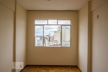 Apartamento para alugar com 58m², 2 quartos e sem vaga Apartamento para alugar com 58m², 2 quartos e sem vagaQuarto 2