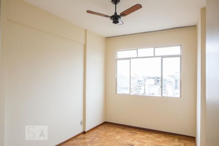 Quarto 1 de apartamento para alugar com 2 quartos, 58m² em Centro, Belo Horizonte