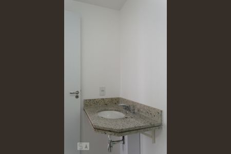 Apartamento para alugar com 54m², 2 quartos e 1 vaga Apartamento para alugar com 54m², 2 quartos e 1 vagaBanheiro