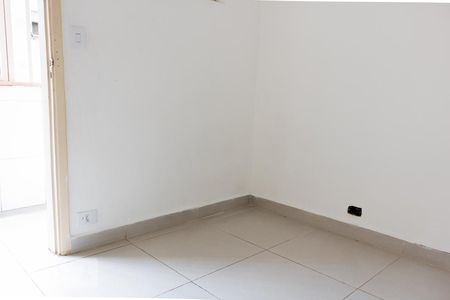 Apartamento para alugar com 65m², 2 quartos e sem vagaQuarto de Serviço