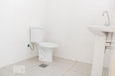 Apartamento para alugar com 65m², 2 quartos e sem vagaBanheiro