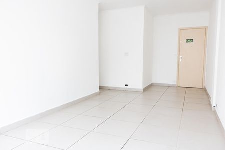 Apartamento para alugar com 65m², 2 quartos e sem vagaSala