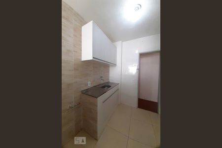 Apartamento à venda com 84m², 2 quartos e 1 vagaCozinha