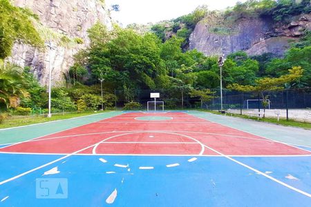 Apartamento à venda com 84m², 2 quartos e 1 vagaÁrea comum - Quadra